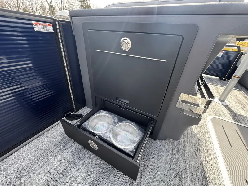 Slide: The Image of Bennington 23 M1 FASTBACK 2026 - 20