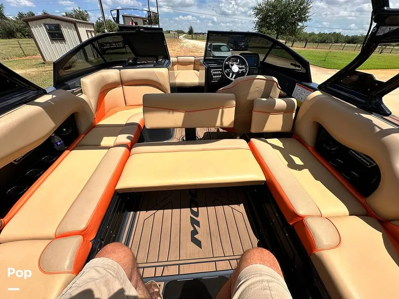 Slide: The Image of Moomba Craz 2019 - 14581445