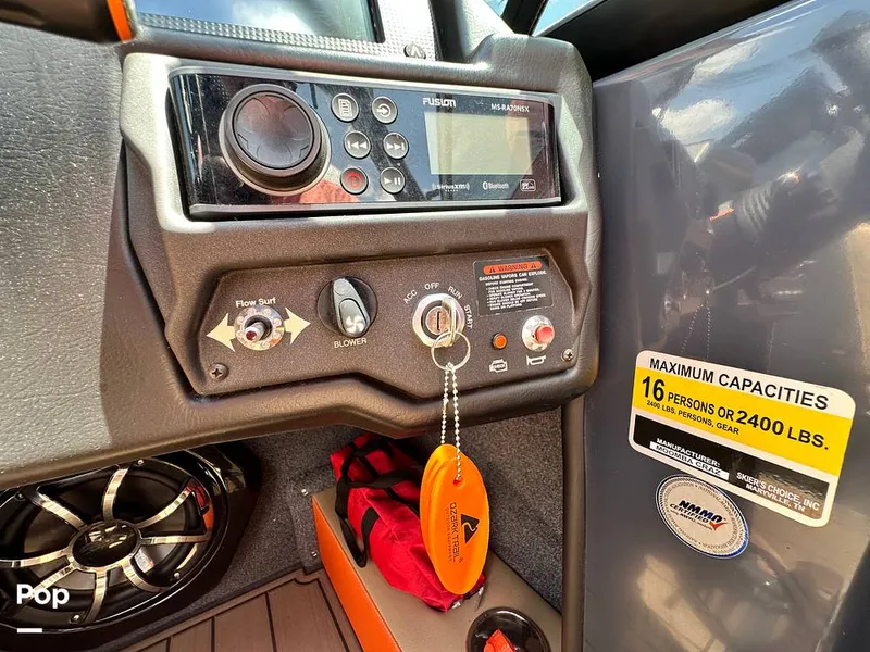 Slide: The Image of Moomba Craz 2019 - 14581469