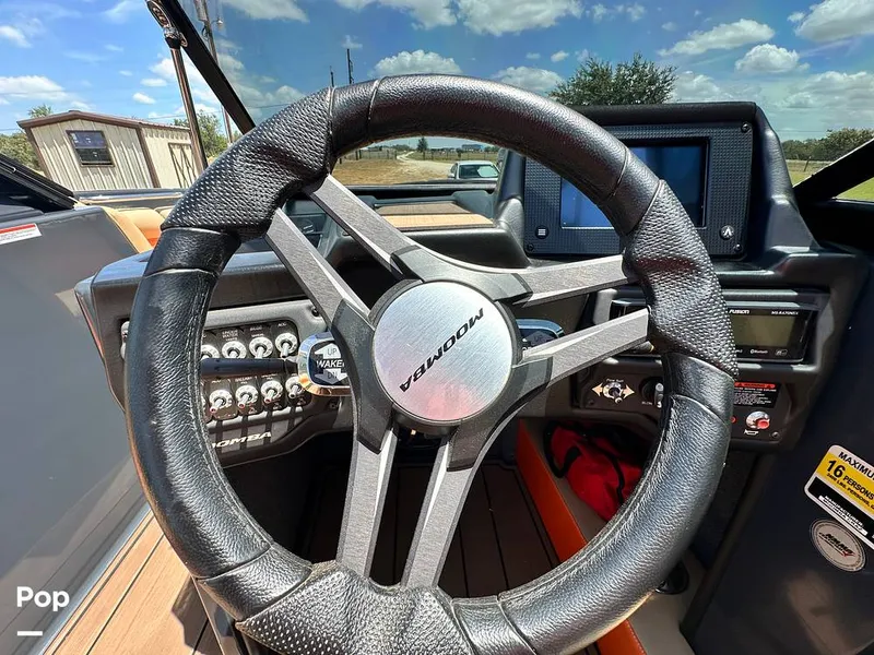 Slide: The Image of Moomba Craz 2019 - 14581477