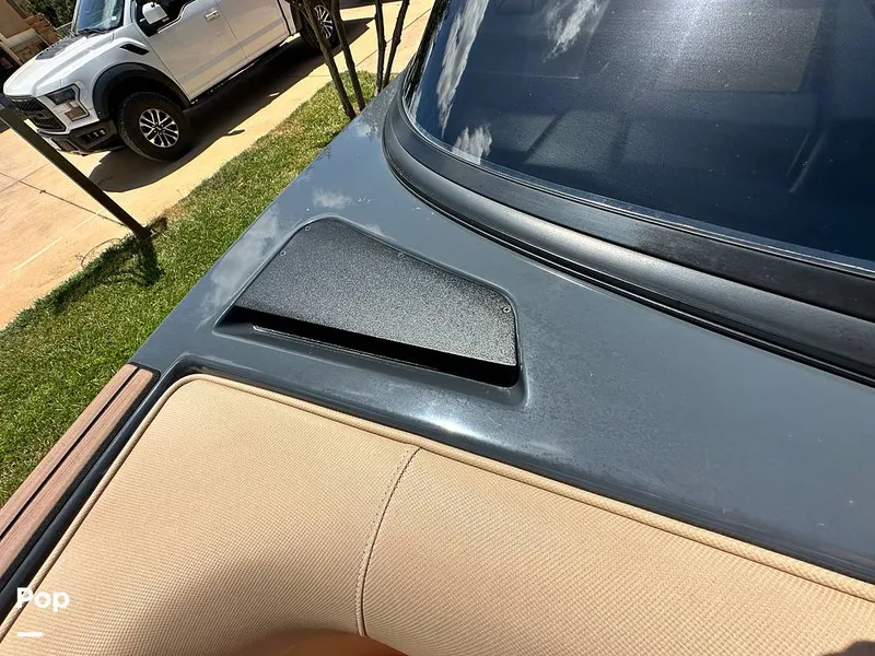 Slide: The Image of Moomba Craz 2019 - 14581480