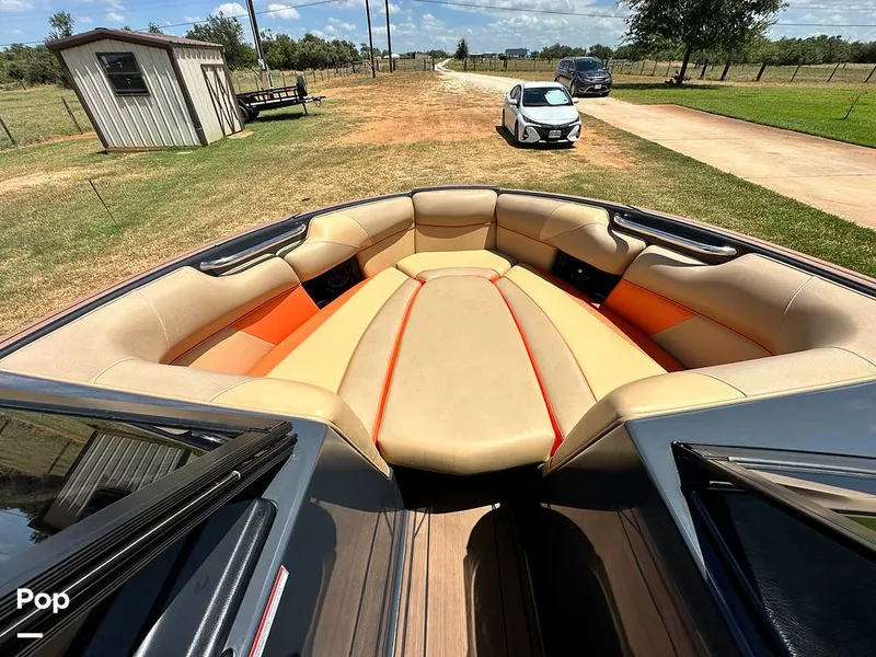 Slide: The Image of Moomba Craz 2019 - 14581487