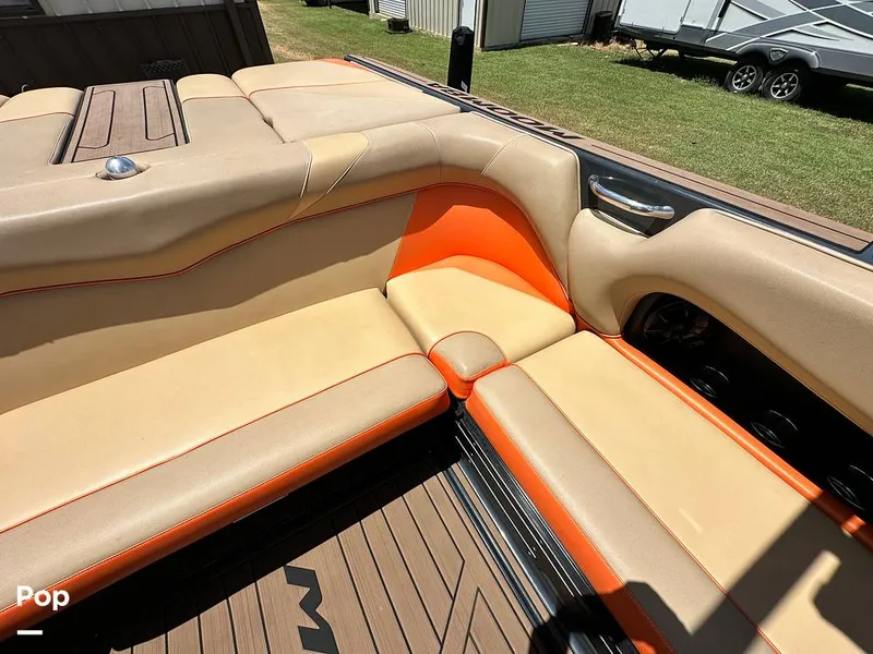 Slide: The Image of Moomba Craz 2019 - 14581493