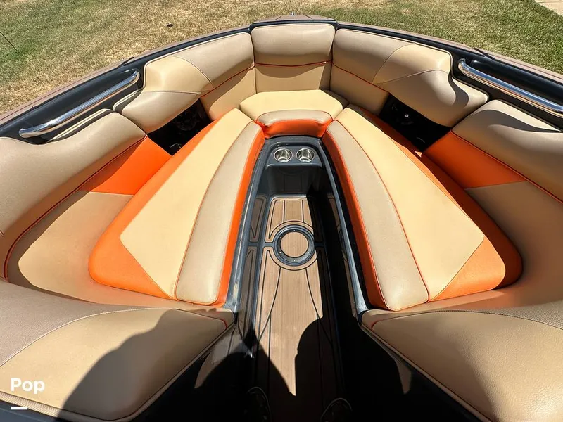 Slide: The Image of Moomba Craz 2019 - 14581484