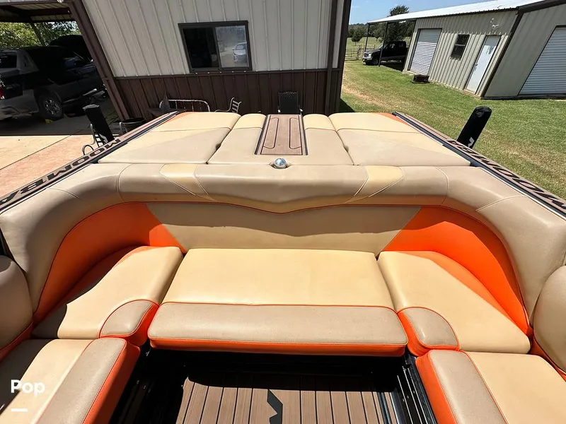 Slide: The Image of Moomba Craz 2019 - 14581495