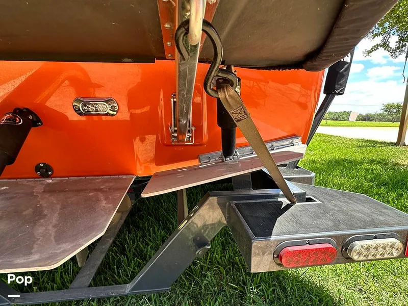 Slide: The Image of Moomba Craz 2019 - 14581530