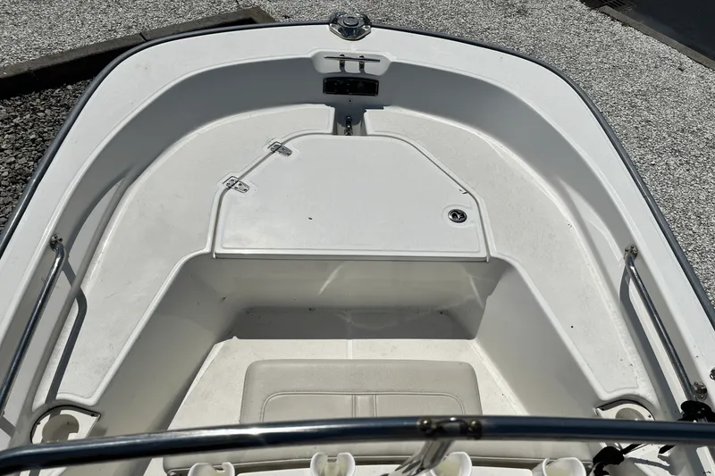 Slide: The Image of Boston Whaler 150 MONTAUK 2023 - 8