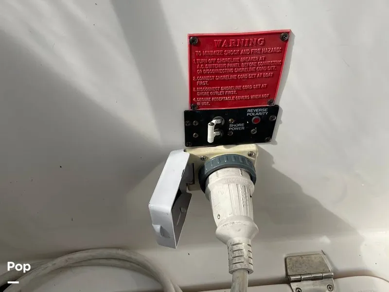 Slide: The Image of Regal Commodore 2565 Window Express 2007 - 15261666