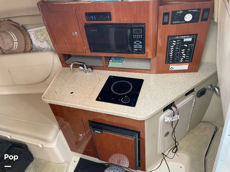 Slide: The Image of Regal Commodore 2565 Window Express 2007 - 15261678