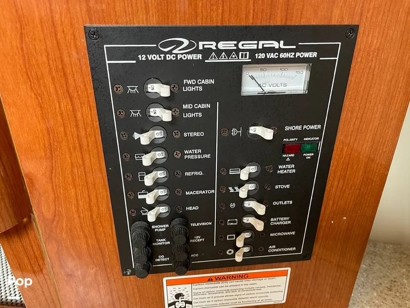 Slide: The Image of Regal Commodore 2565 Window Express 2007 - 15261685