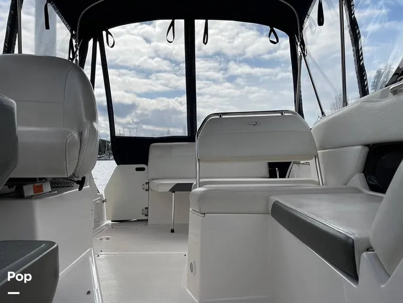 Slide: The Image of Regal Commodore 2565 Window Express 2007 - 15261703