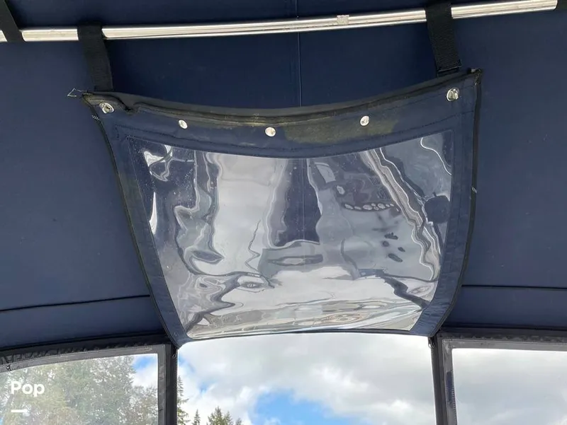 Slide: The Image of Regal Commodore 2565 Window Express 2007 - 15261704