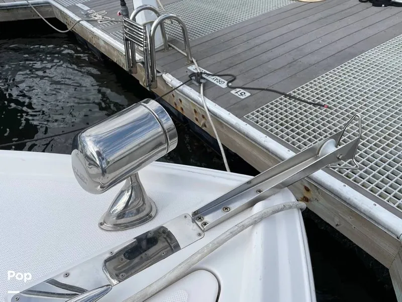 Slide: The Image of Regal Commodore 2565 Window Express 2007 - 15261709