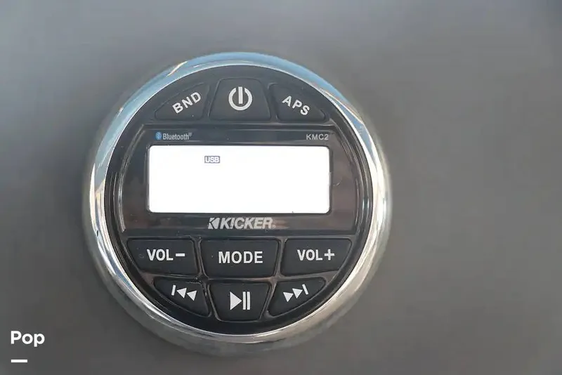 Slide: The Image of Regal Commodore 360 1991 - 14209865