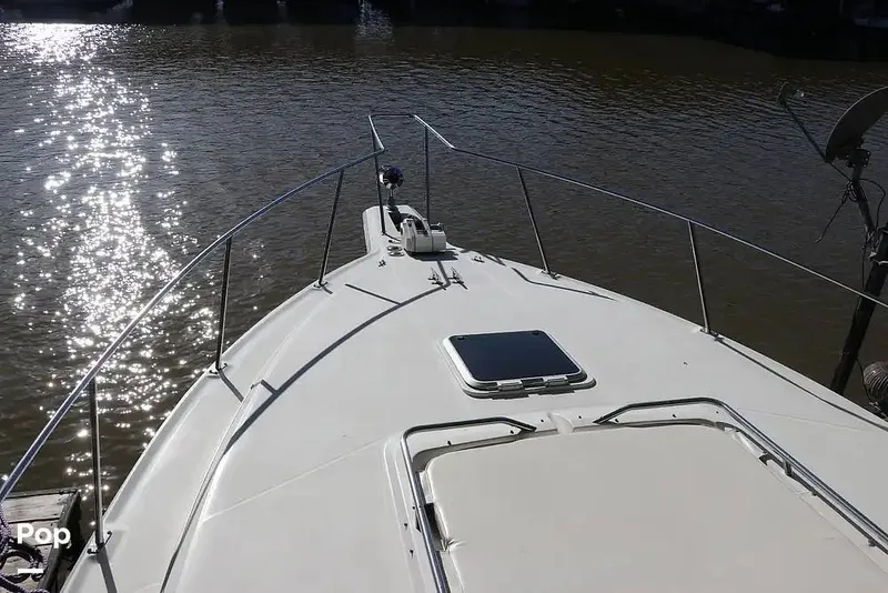 Slide: The Image of Regal Commodore 360 1991 - 14210088