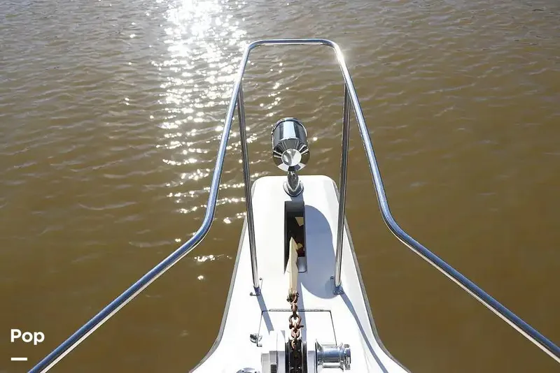 Slide: The Image of Regal Commodore 360 1991 - 14210081