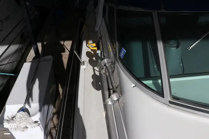 Slide: The Image of Regal Commodore 360 1991 - 14210097