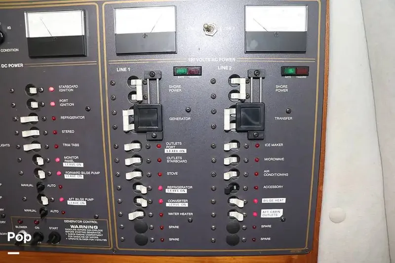 Slide: The Image of Regal Commodore 360 1991 - 14210100