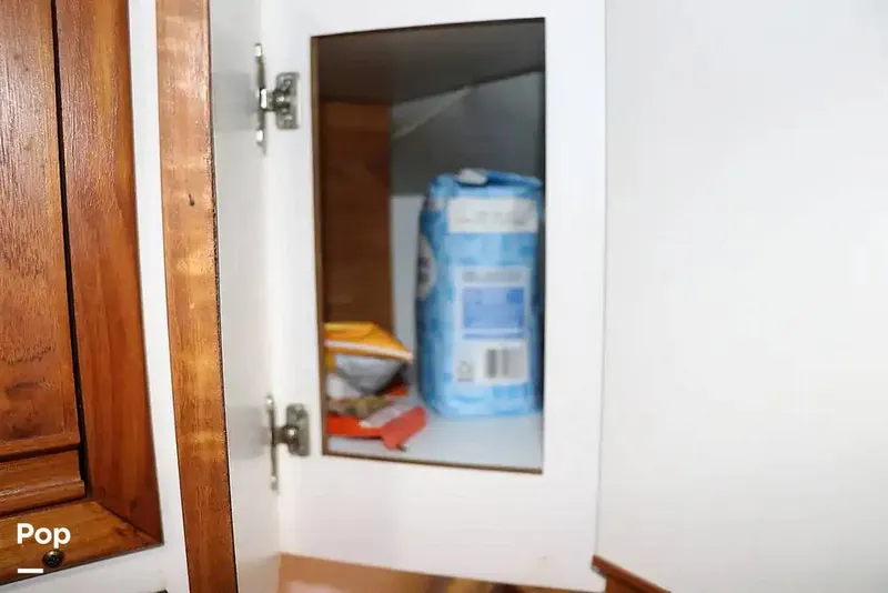 Slide: The Image of Regal Commodore 360 1991 - 14210109