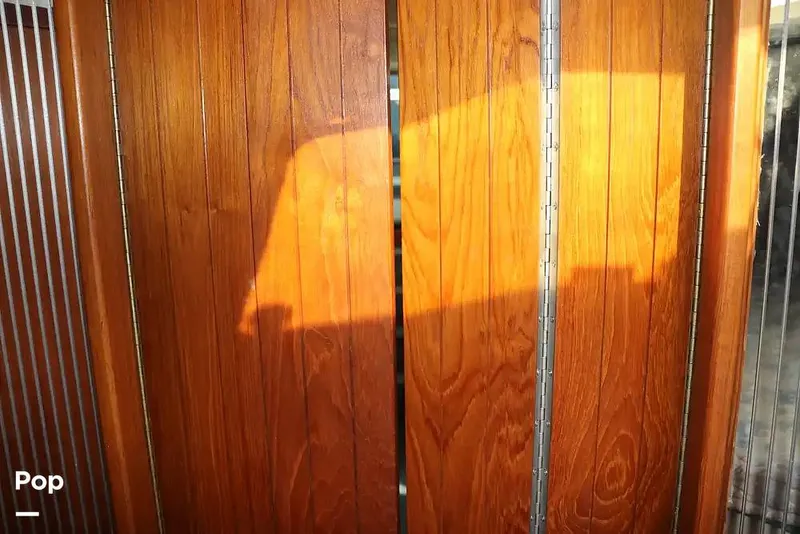 Slide: The Image of Regal Commodore 360 1991 - 14210119