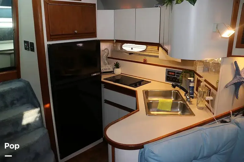 Slide: The Image of Regal Commodore 360 1991 - 14208645