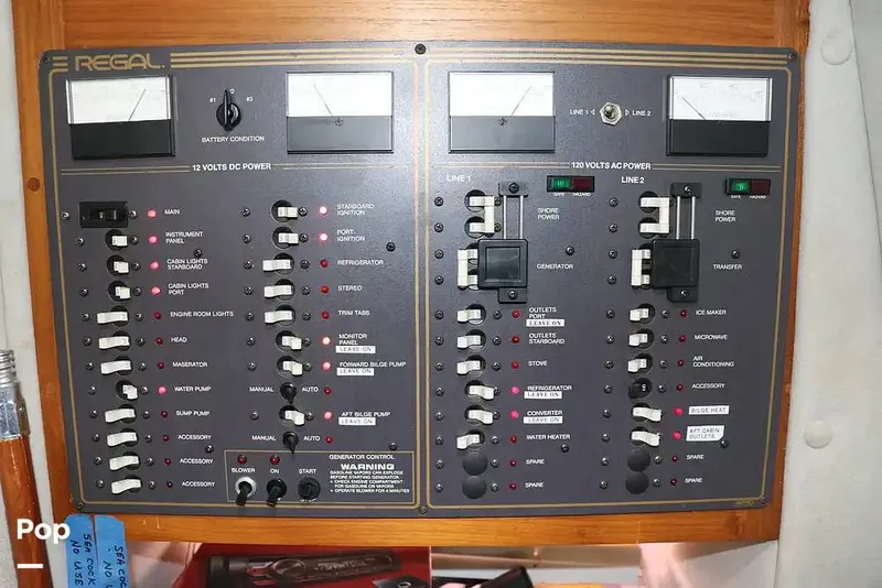 Slide: The Image of Regal Commodore 360 1991 - 14208762