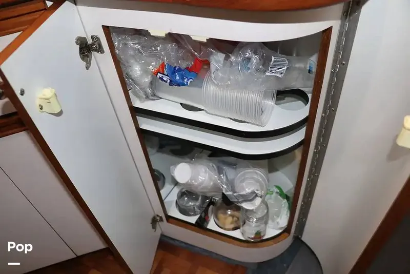 Slide: The Image of Regal Commodore 360 1991 - 14209099