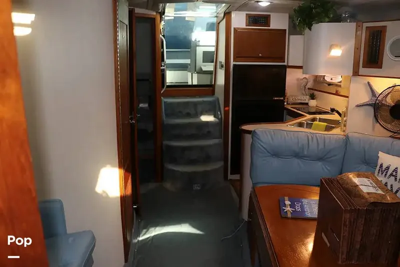 Slide: The Image of Regal Commodore 360 1991 - 14209590