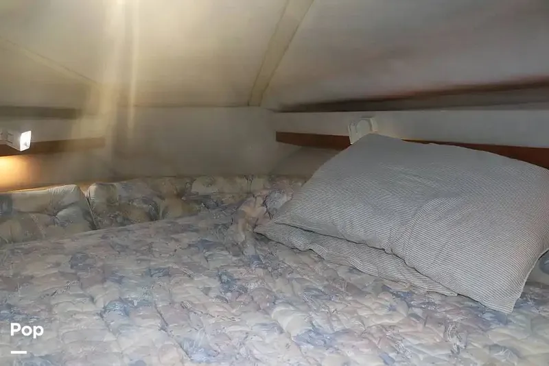 Slide: The Image of Regal Commodore 360 1991 - 14209591