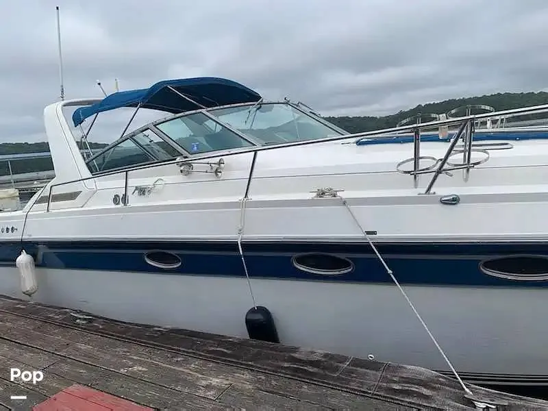 Slide: The Image of Regal Commodore 360 1991 - 14208354