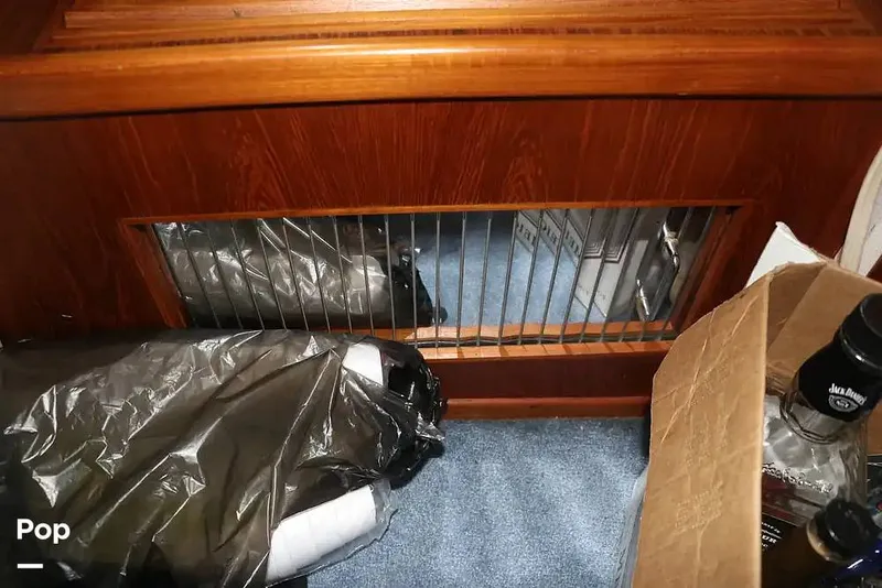 Slide: The Image of Regal Commodore 360 1991 - 14209593