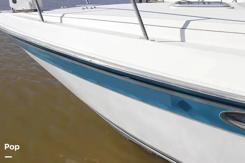 Slide: The Image of Regal Commodore 360 1991 - 14208514