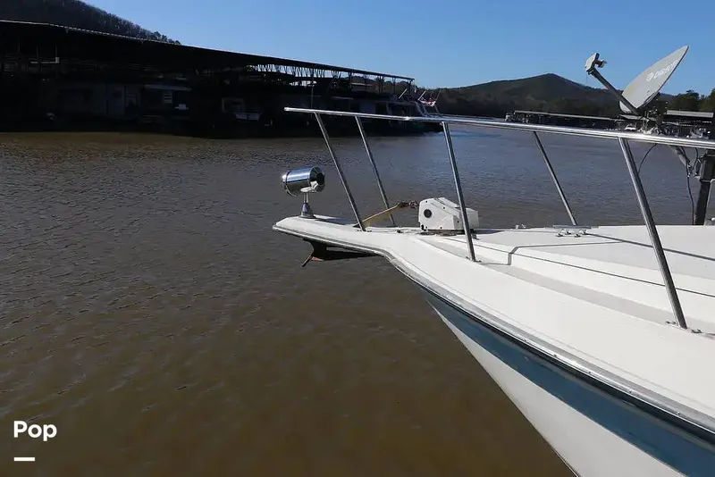 Slide: The Image of Regal Commodore 360 1991 - 14209614