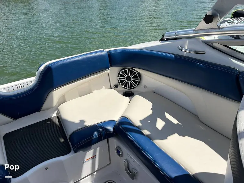 Slide: The Image of Yamaha 212X 2012 - 14119245