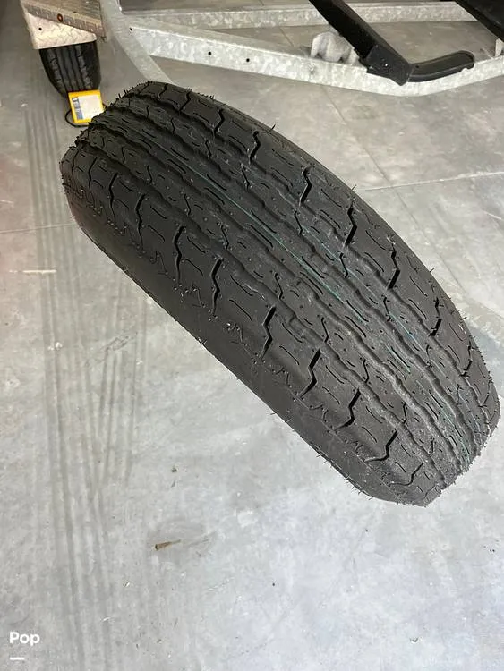 Slide: The Image of Yamaha 212X 2012 - 14119451