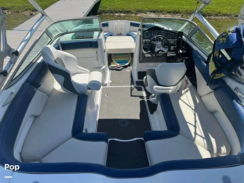 Slide: The Image of Yamaha 212X 2012 - 14038446