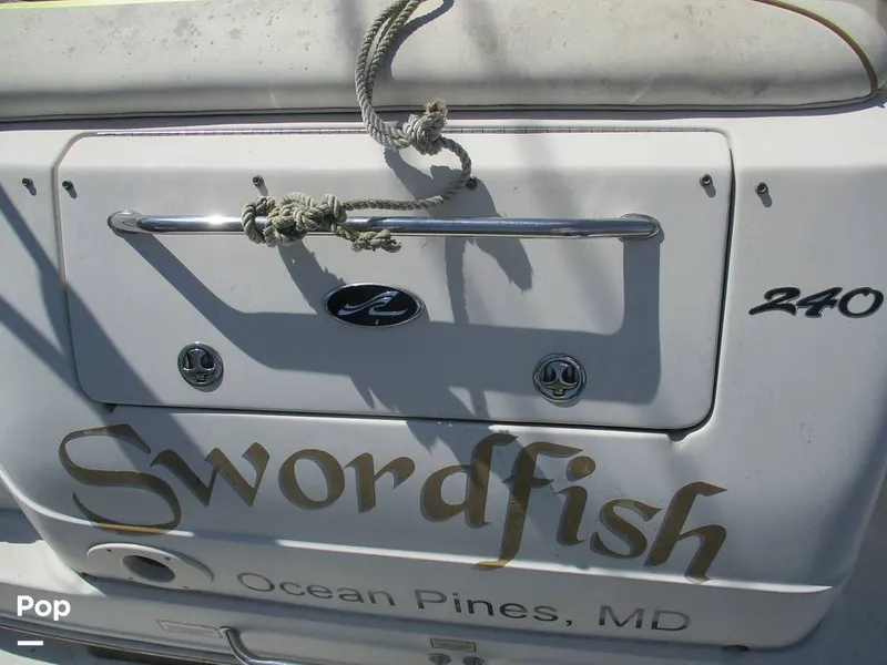 Slide: The Image of Sea Ray 240 Sundancer 2003 - 14059765