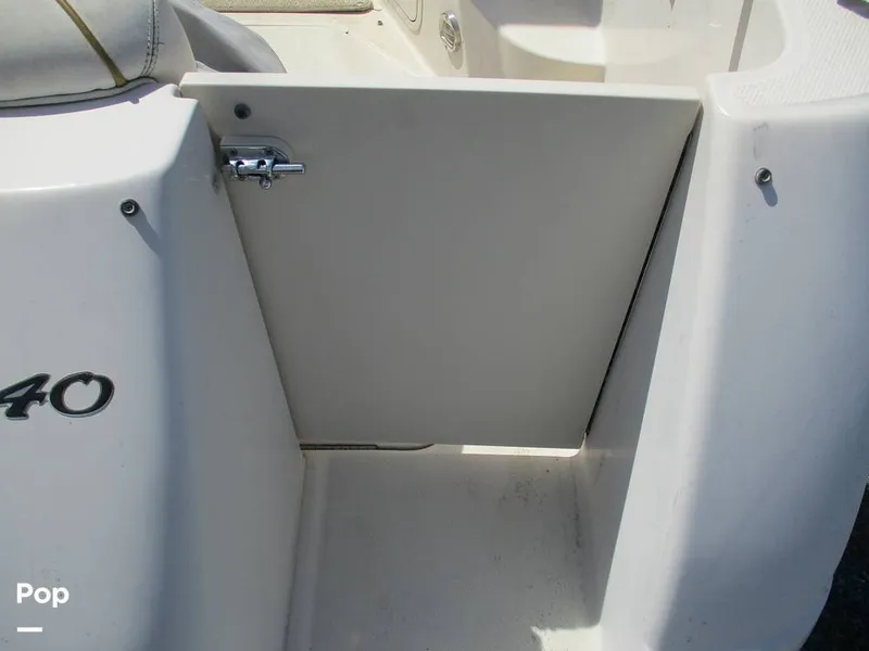 Slide: The Image of Sea Ray 240 Sundancer 2003 - 14059768