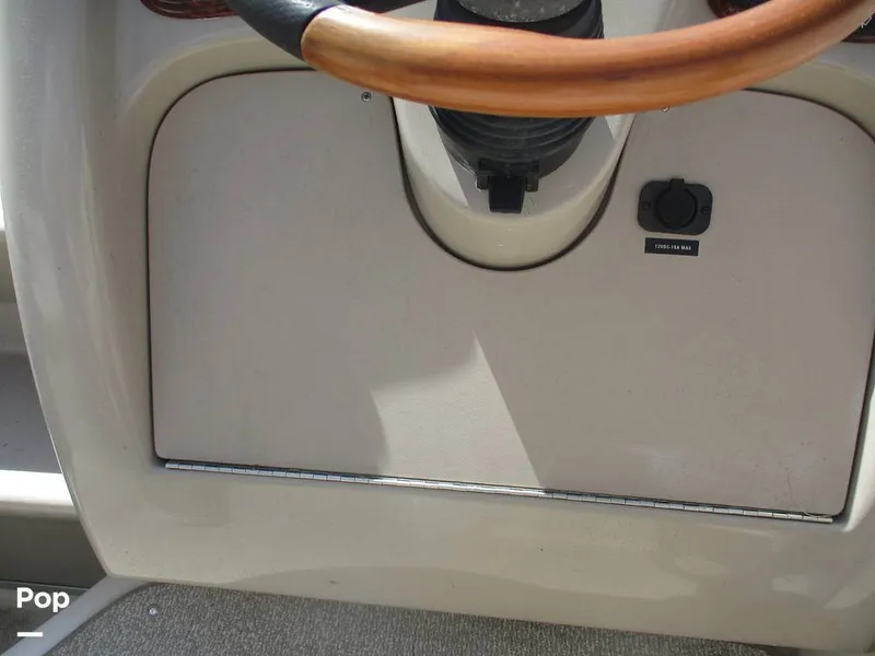 Slide: The Image of Sea Ray 240 Sundancer 2003 - 14059784