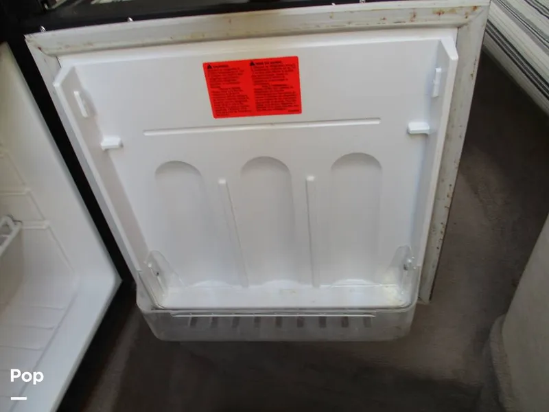 Slide: The Image of Sea Ray 240 Sundancer 2003 - 14059799