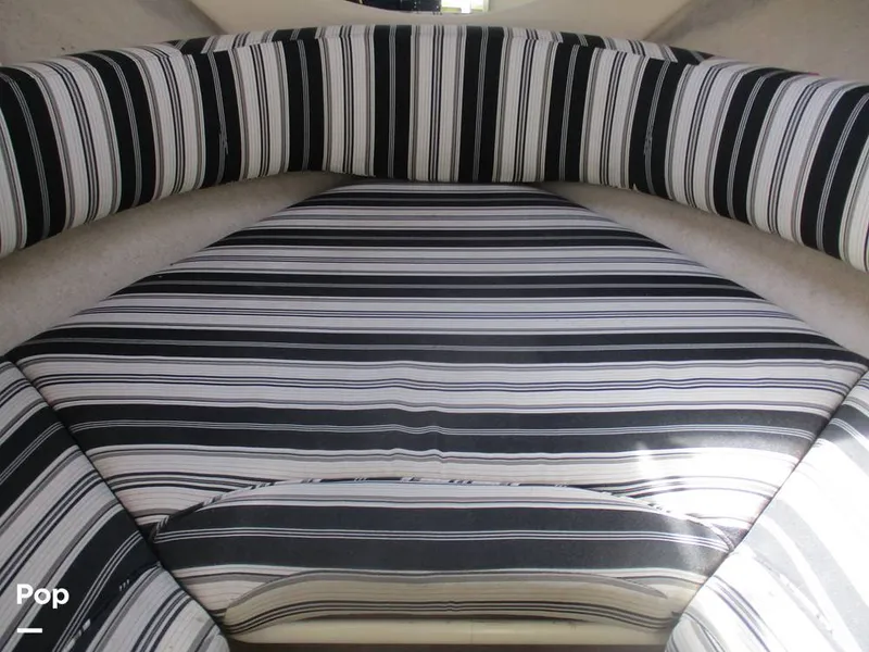 Slide: The Image of Sea Ray 240 Sundancer 2003 - 14059801