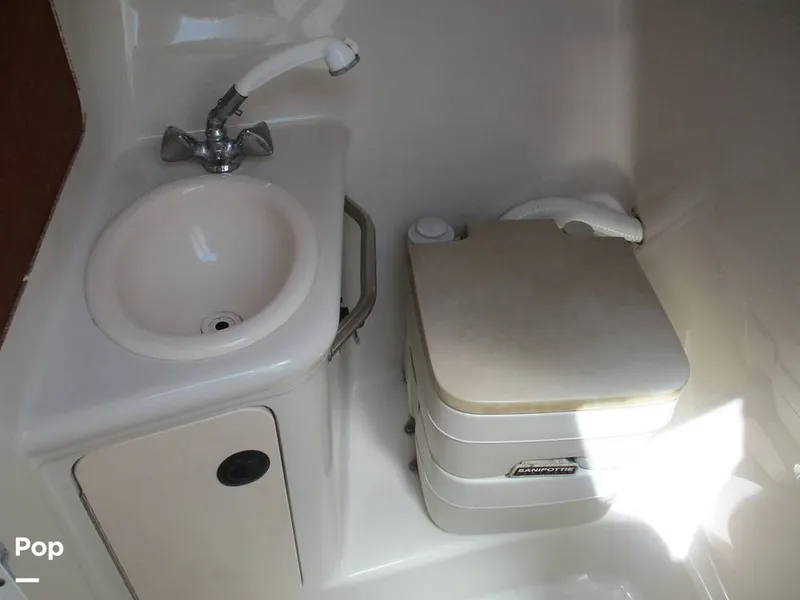 Slide: The Image of Sea Ray 240 Sundancer 2003 - 14059805