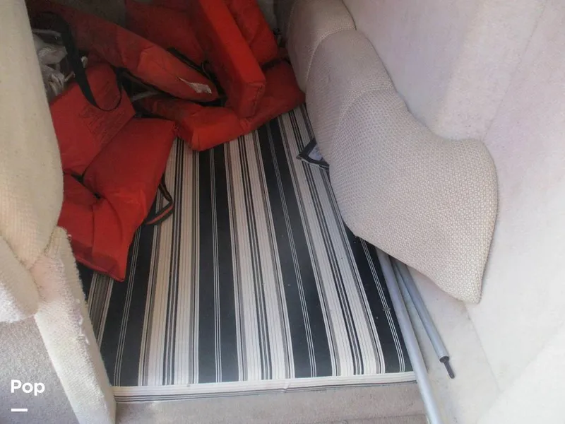 Slide: The Image of Sea Ray 240 Sundancer 2003 - 14059809