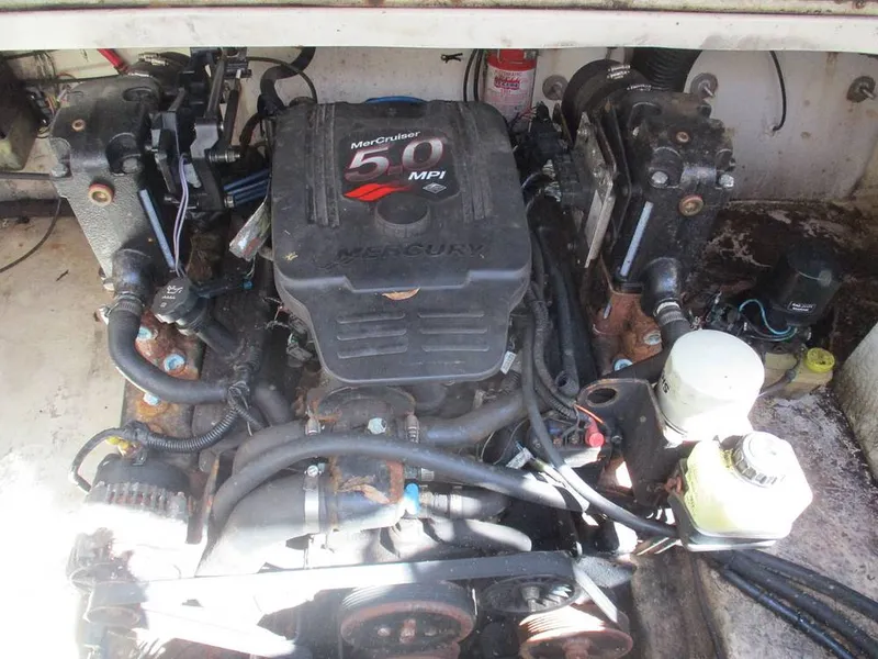 Slide: The Image of Sea Ray 240 Sundancer 2003 - 14059813