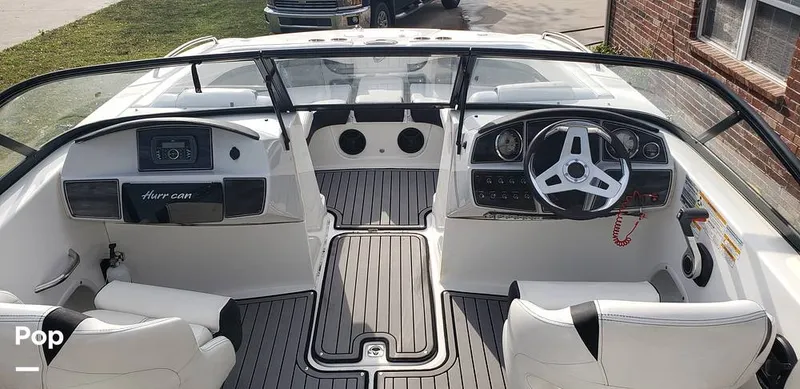 Slide: The Image of Helm/walk Through Windshield/non-skid Deck - 14141727