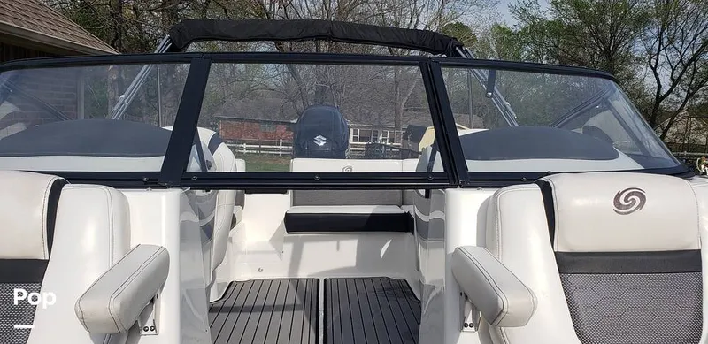 Slide: The Image of Walk Through Windshield - 14052528