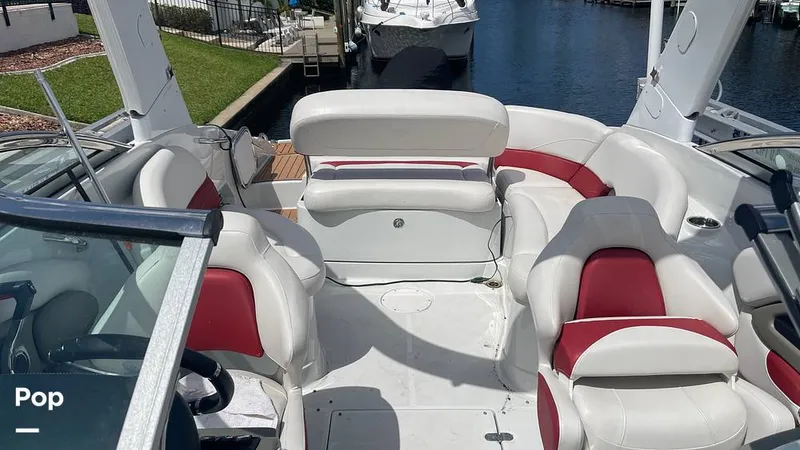 Slide: The Image of Crownline Boats E24 XS 2018 - 15315788