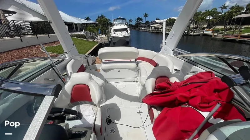 Slide: The Image of Crownline Boats E24 XS 2018 - 15315787