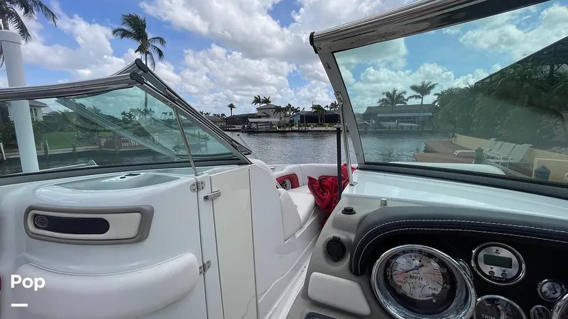Slide: The Image of Crownline Boats E24 XS 2018 - 15315818
