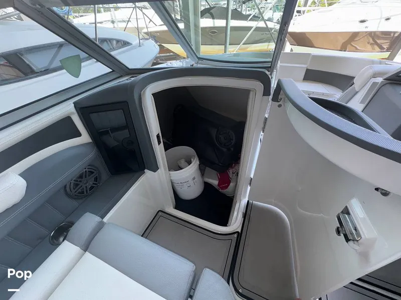 Slide: The Image of Head Compartment - 14167250
